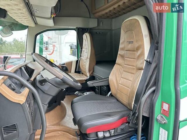 Зеленый Вольво FH 13, объемом двигателя 0 л и пробегом 773 тыс. км за 79796 $, фото 22 на Automoto.ua