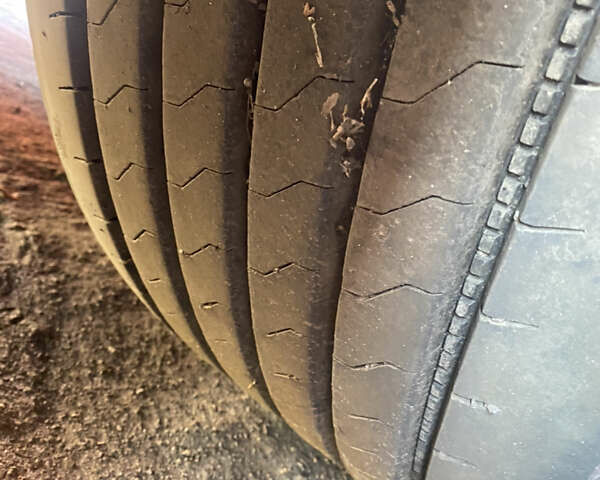 Оранжевый Вольво FH 13, объемом двигателя 12.78 л и пробегом 958 тыс. км за 40000 $, фото 21 на Automoto.ua