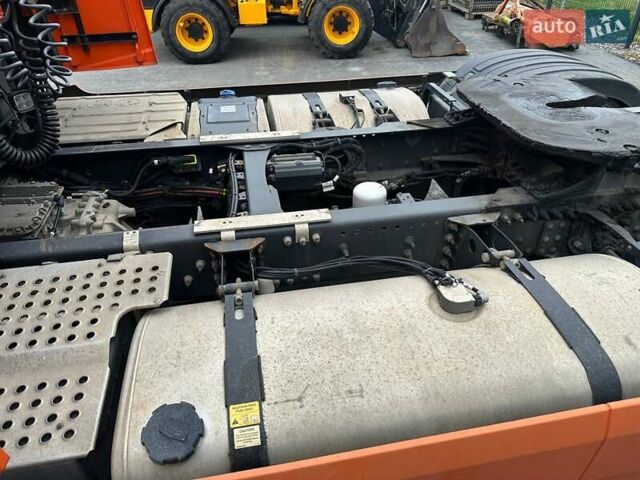 Вольво FH 13 2016 в Житомире на Automoto.ua Оранжевый Вольво FH 13, объемом двигателя 0 л и пробегом 596 тыс. км за 40893 $, фото 16 на Automoto.ua