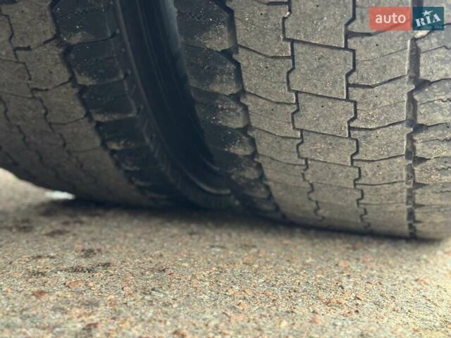 Оранжевый Вольво FH 13, объемом двигателя 12.9 л и пробегом 599 тыс. км за 40060 $, фото 15 на Automoto.ua