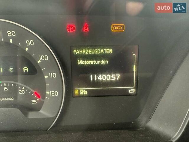 Вольво FH 13 2016 в Житомире на Automoto.ua Оранжевый Вольво FH 13, объемом двигателя 0 л и пробегом 596 тыс. км за 40893 $, фото 15 на Automoto.ua