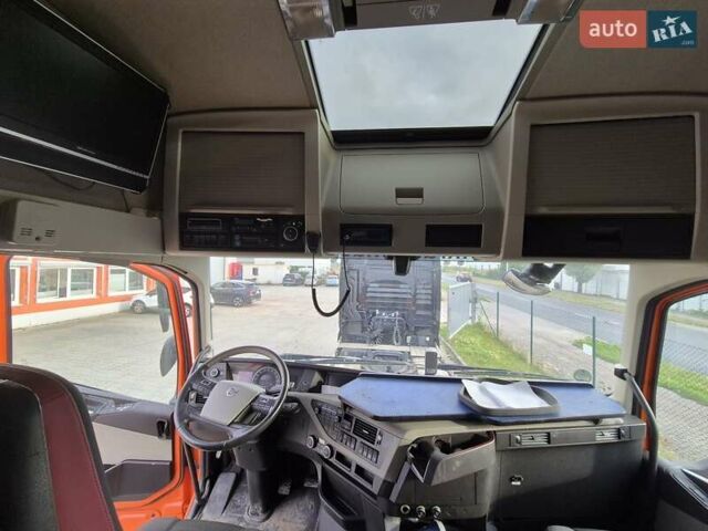 Вольво FH 13 2016 в Житомире на Automoto.ua Оранжевый Вольво FH 13, объемом двигателя 0 л и пробегом 596 тыс. км за 40893 $, фото 29 на Automoto.ua
