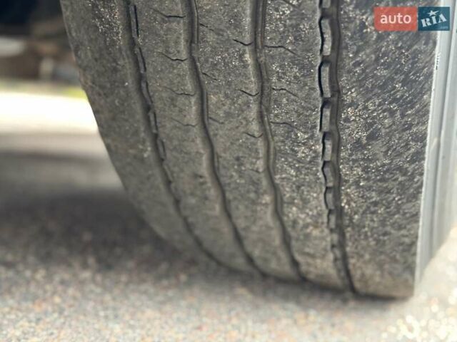 Оранжевый Вольво FH 13, объемом двигателя 12.9 л и пробегом 599 тыс. км за 40060 $, фото 14 на Automoto.ua