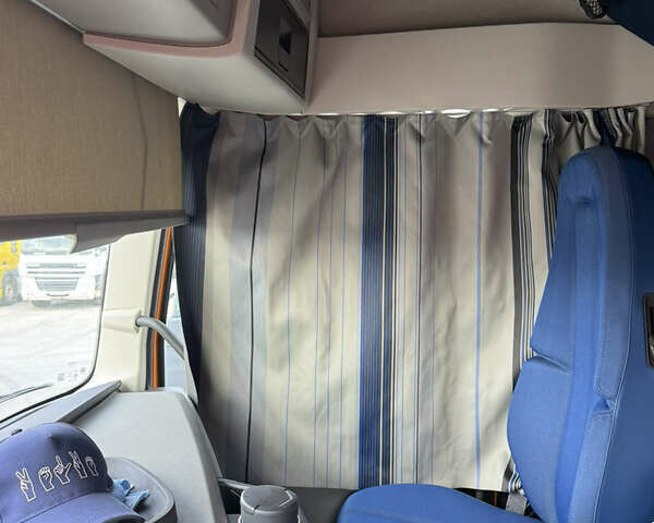 Помаранчевий Вольво FH 13, об'ємом двигуна 12.78 л та пробігом 29 тис. км за 113316 $, фото 12 на Automoto.ua