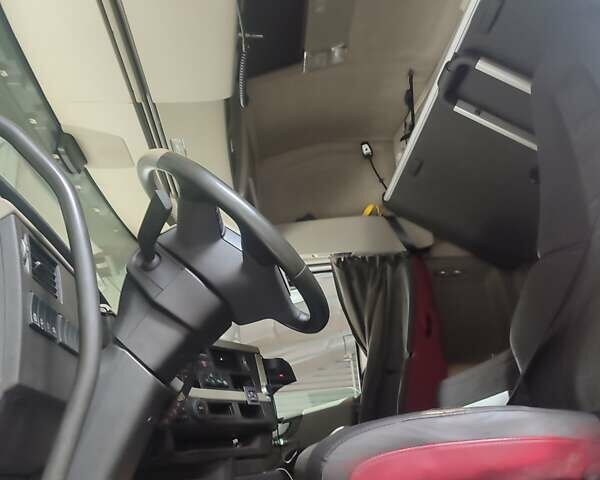 Вольво FH 16 2014 в Луцке на Automoto.ua Белый Вольво FH 16, объемом двигателя 12.78 л и пробегом 951 тыс. км за 43900 $, фото 18 на Automoto.ua