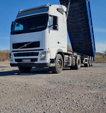 Белый Вольво FH 16, объемом двигателя 12.8 л и пробегом 1 тыс. км за 14900 $, фото 1 на Automoto.ua