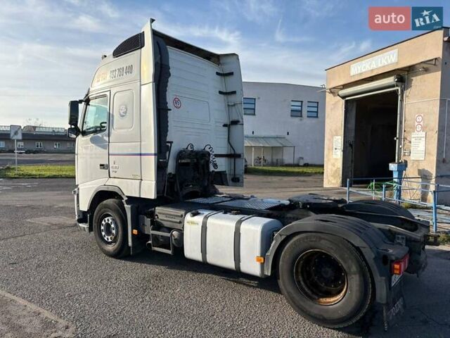 Белый Вольво FH 16, объемом двигателя 0 л и пробегом 800 тыс. км за 22500 $, фото 9 на Automoto.ua