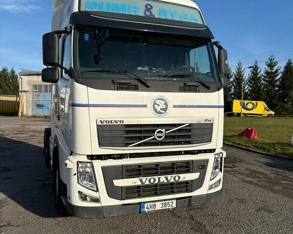 Белый Вольво FH 16, объемом двигателя 0 л и пробегом 800 тыс. км за 22500 $, фото 19 на Automoto.ua