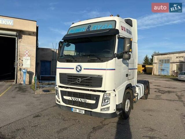 Белый Вольво FH 16, объемом двигателя 0 л и пробегом 800 тыс. км за 22500 $, фото 14 на Automoto.ua