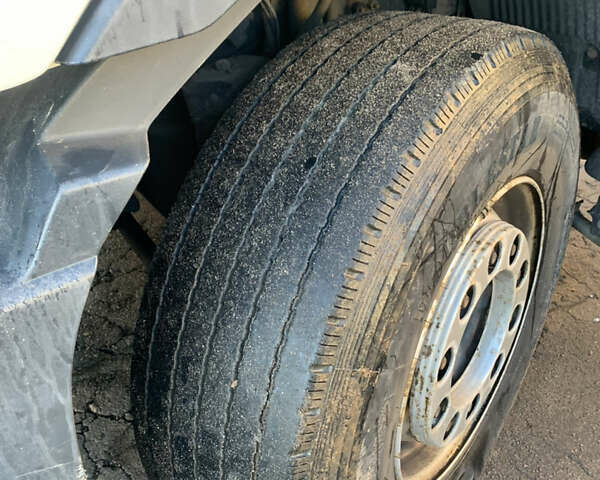 Білий Вольво FH 16, об'ємом двигуна 12.78 л та пробігом 450 тис. км за 45000 $, фото 14 на Automoto.ua