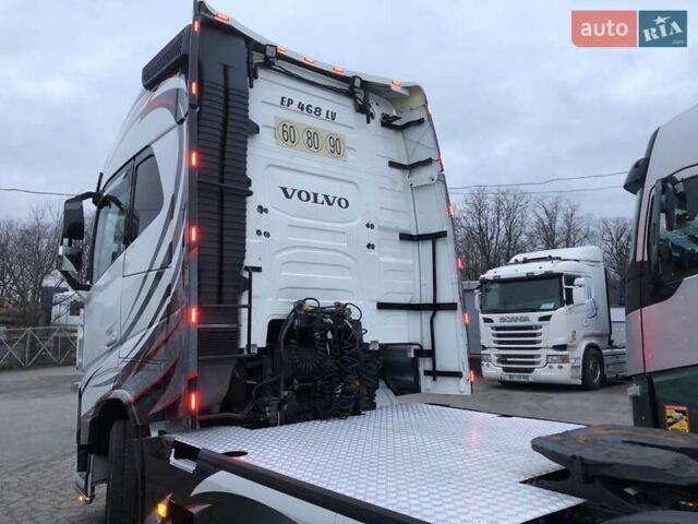 Белый Вольво FH 16, объемом двигателя 12.9 л и пробегом 840 тыс. км за 49343 $, фото 43 на Automoto.ua
