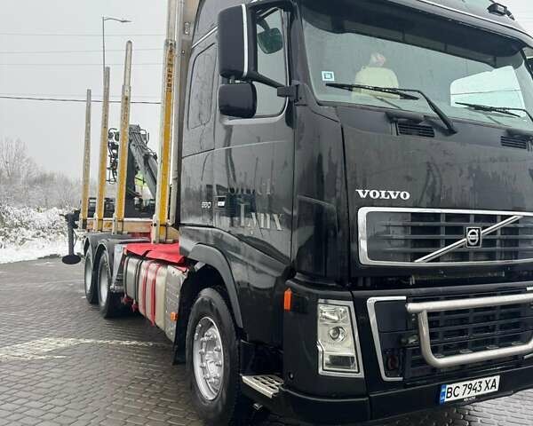 Черный Вольво FH 16, объемом двигателя 16 л и пробегом 122 тыс. км за 42000 $, фото 75 на Automoto.ua