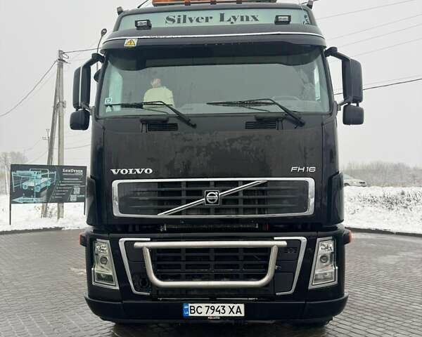 Черный Вольво FH 16, объемом двигателя 16 л и пробегом 122 тыс. км за 42000 $, фото 1 на Automoto.ua