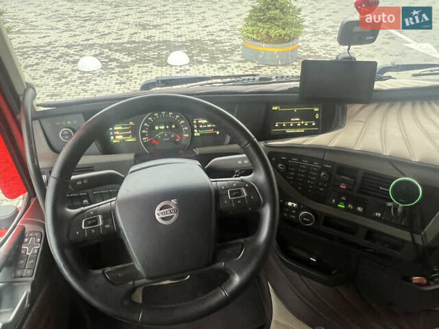 Червоний Вольво FH 16, об'ємом двигуна 0 л та пробігом 100 тис. км за 32500 $, фото 22 на Automoto.ua