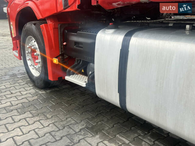 Червоний Вольво FH 16, об'ємом двигуна 0 л та пробігом 100 тис. км за 32500 $, фото 10 на Automoto.ua