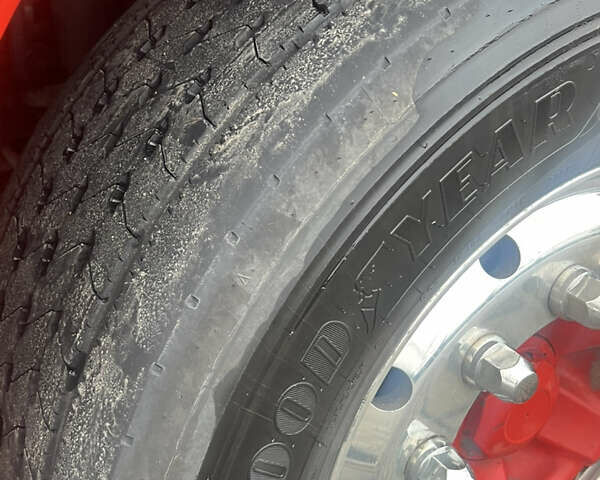 Червоний Вольво FH 16, об'ємом двигуна 0 л та пробігом 100 тис. км за 32500 $, фото 11 на Automoto.ua