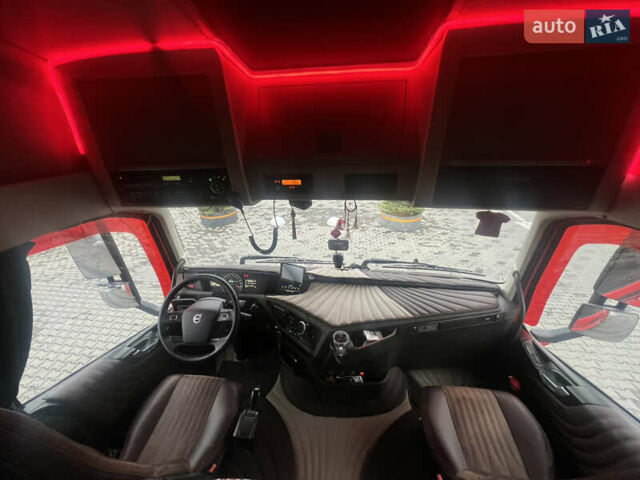 Червоний Вольво FH 16, об'ємом двигуна 0 л та пробігом 100 тис. км за 32500 $, фото 21 на Automoto.ua