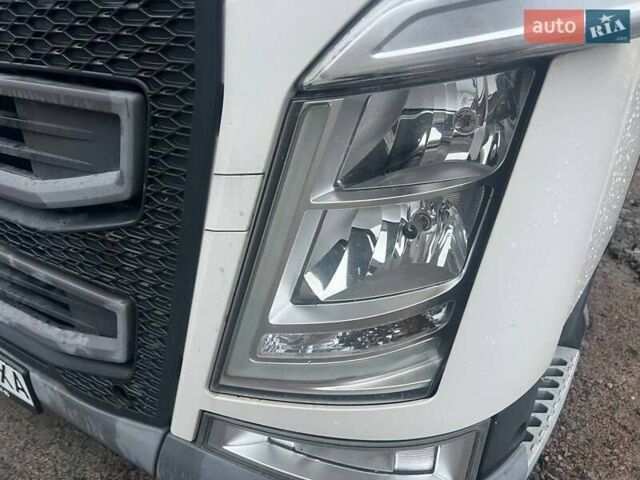 Вольво FH 16, объемом двигателя 0 л и пробегом 675 тыс. км за 187662 $, фото 35 на Automoto.ua