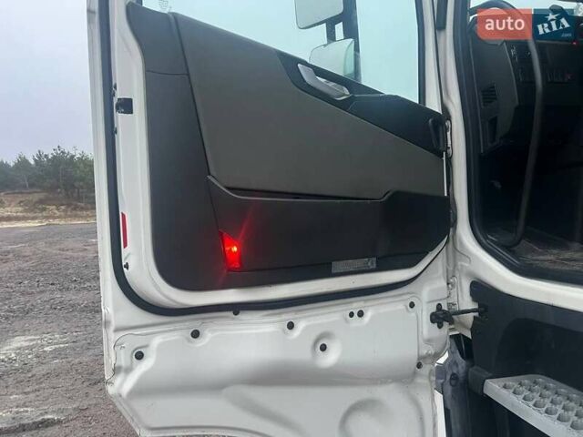 Вольво FH 16, объемом двигателя 0 л и пробегом 675 тыс. км за 187662 $, фото 30 на Automoto.ua