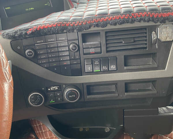 Вольво FH 16, объемом двигателя 0 л и пробегом 178 тыс. км за 33000 $, фото 11 на Automoto.ua