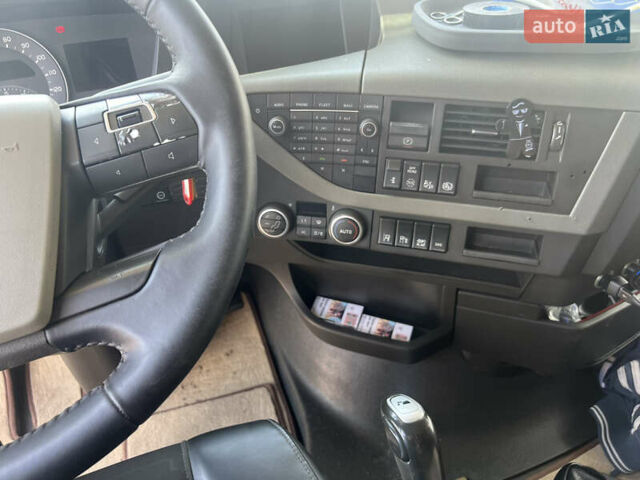 Вольво FH 16, об'ємом двигуна 12.5 л та пробігом 990 тис. км за 49999 $, фото 18 на Automoto.ua