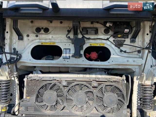 Вольво FH 16, объемом двигателя 0 л и пробегом 9 тыс. км за 31800 $, фото 18 на Automoto.ua