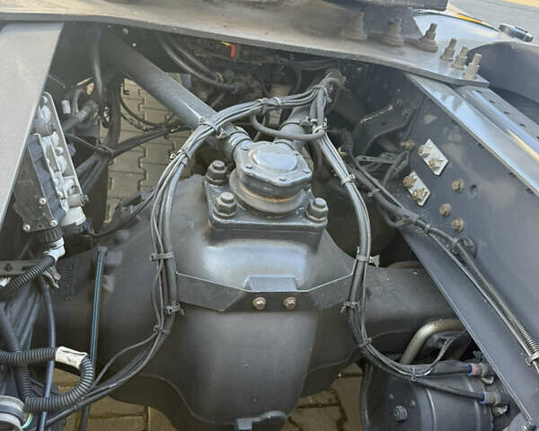 Вольво FH 16, объемом двигателя 0 л и пробегом 770 тыс. км за 44813 $, фото 11 на Automoto.ua