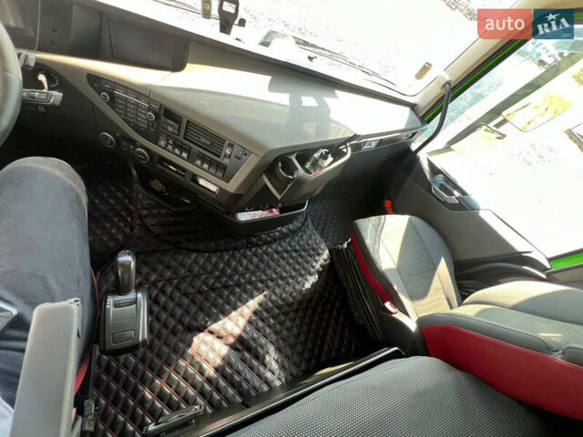 Вольво FH 16, объемом двигателя 0 л и пробегом 1000 тыс. км за 30782 $, фото 1 на Automoto.ua