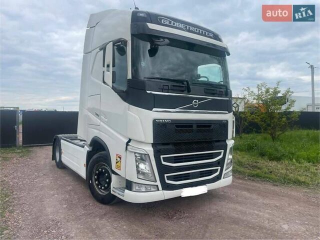 Вольво FH 16, объемом двигателя 0 л и пробегом 9 тыс. км за 31800 $, фото 1 на Automoto.ua