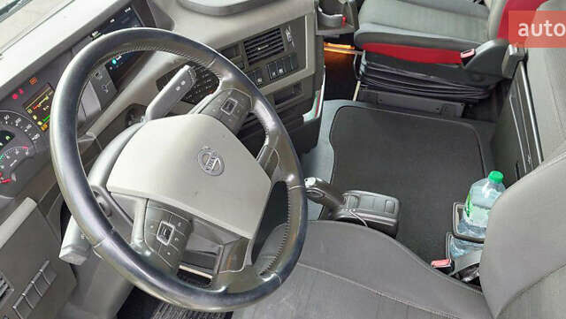 Вольво FH 16, объемом двигателя 12.6 л и пробегом 840 тыс. км за 39800 $, фото 7 на Automoto.ua