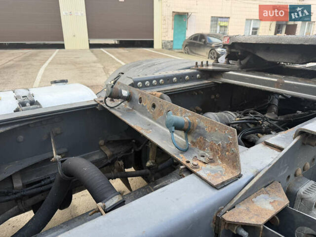 Синий Вольво FH 16, объемом двигателя 16.12 л и пробегом 724 тыс. км за 34000 $, фото 7 на Automoto.ua