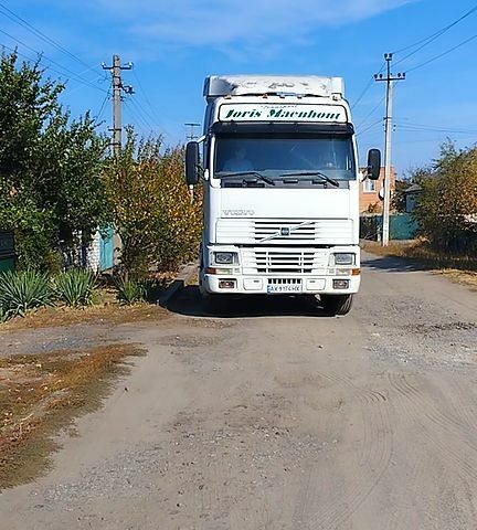 Белый Вольво ФХ, объемом двигателя 0.12 л и пробегом 793 тыс. км за 7000 $, фото 2 на Automoto.ua