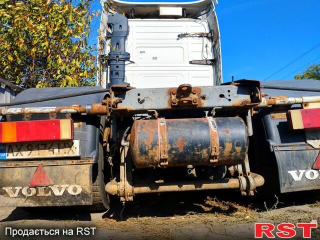 Белый Вольво ФХ, объемом двигателя 0.12 л и пробегом 793 тыс. км за 7000 $, фото 3 на Automoto.ua