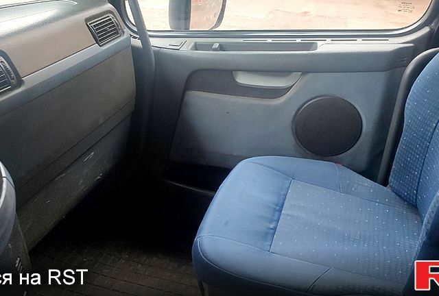 Чорний Вольво FH, об'ємом двигуна 12.8 л та пробігом 0 тис. км за 12500 $, фото 6 на Automoto.ua