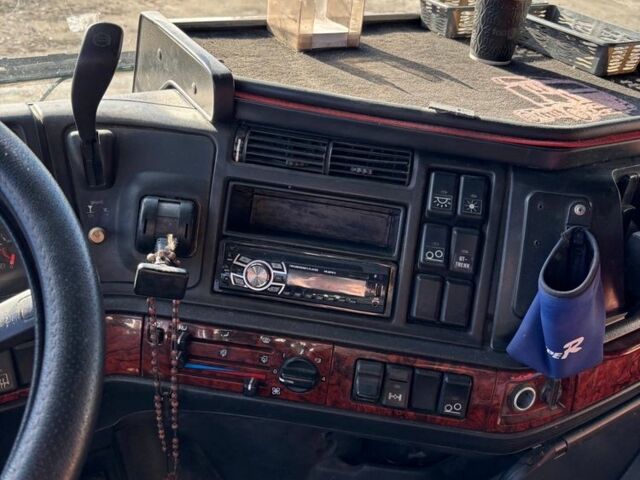 Вольво ФХ, объемом двигателя 0 л и пробегом 0 тыс. км за 10000 $, фото 4 на Automoto.ua