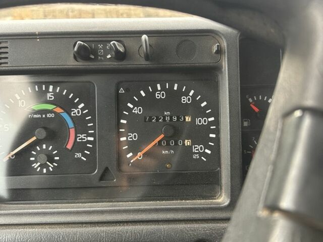 Вольво ФХ, объемом двигателя 0 л и пробегом 0 тыс. км за 1000 $, фото 3 на Automoto.ua