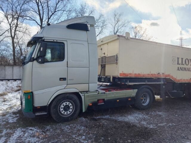 Вольво ФХ, объемом двигателя 0 л и пробегом 0 тыс. км за 33000 $, фото 2 на Automoto.ua