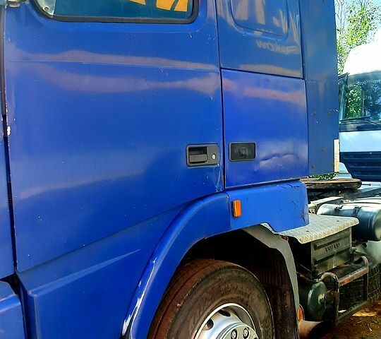 Вольво ФХ, объемом двигателя 12 л и пробегом 0 тыс. км за 3900 $, фото 4 на Automoto.ua