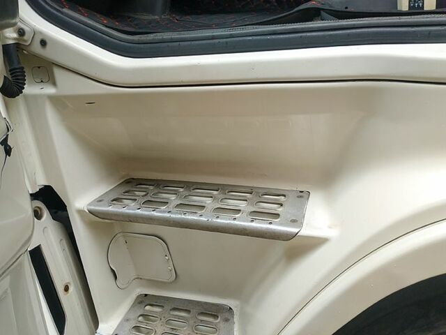 Вольво ФХ, объемом двигателя 11.2 л и пробегом 2211 тыс. км за 6200 $, фото 4 на Automoto.ua