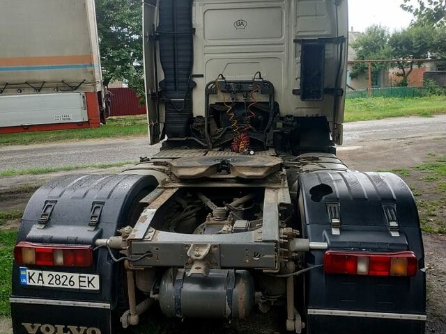 Вольво ФХ, объемом двигателя 11.2 л и пробегом 2211 тыс. км за 6200 $, фото 1 на Automoto.ua