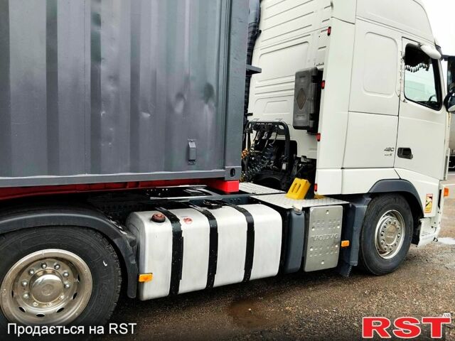 Вольво FH, об'ємом двигуна 12.8 л та пробігом 1000 тис. км за 15400 $, фото 4 на Automoto.ua