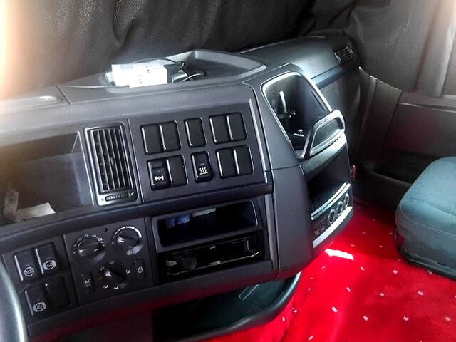 Вольво ФХ, объемом двигателя 13 л и пробегом 0 тыс. км за 17000 $, фото 9 на Automoto.ua