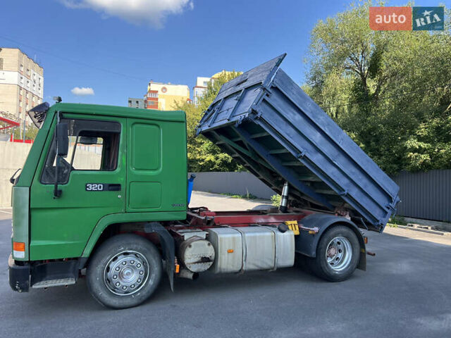 Зелений Вольво FL 10, об'ємом двигуна 9.6 л та пробігом 795 тис. км за 9700 $, фото 17 на Automoto.ua