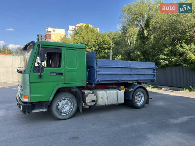 Зелений Вольво FL 10, об'ємом двигуна 9.6 л та пробігом 795 тис. км за 9700 $, фото 16 на Automoto.ua