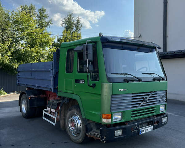 Зеленый Вольво FL 10, объемом двигателя 9.6 л и пробегом 795 тыс. км за 9700 $, фото 7 на Automoto.ua