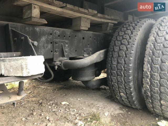 Белый Вольво FL 6, объемом двигателя 5.48 л и пробегом 650 тыс. км за 5900 $, фото 4 на Automoto.ua