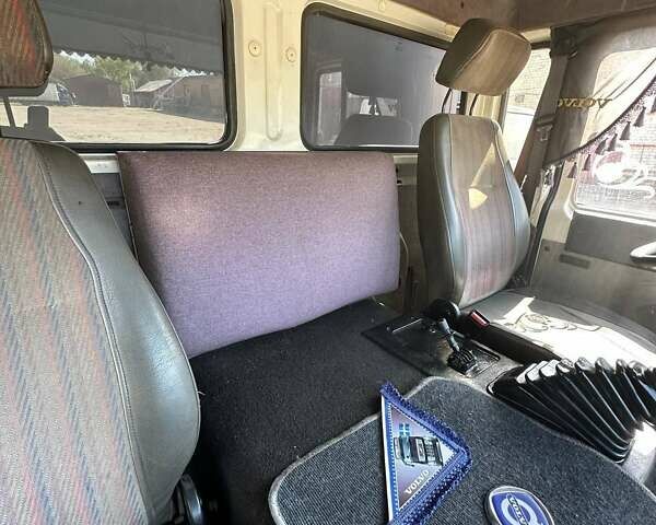 Белый Вольво FL 6, объемом двигателя 3.99 л и пробегом 503 тыс. км за 5800 $, фото 4 на Automoto.ua