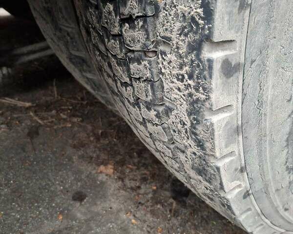 Белый Вольво FL 6, объемом двигателя 5.48 л и пробегом 300 тыс. км за 12000 $, фото 7 на Automoto.ua