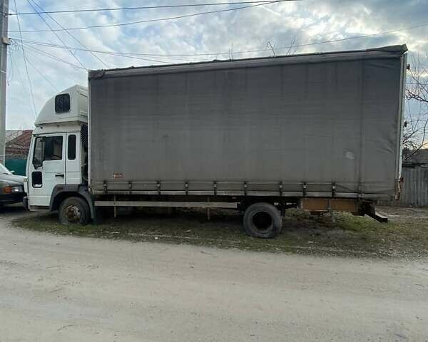 Білий Вольво FL 6, об'ємом двигуна 5.48 л та пробігом 700 тис. км за 1000 $, фото 2 на Automoto.ua