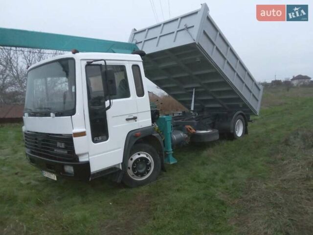 Білий Вольво FL 6, об'ємом двигуна 5.48 л та пробігом 980 тис. км за 25500 $, фото 4 на Automoto.ua